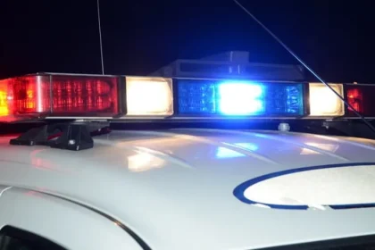 Tragedie pe DN7: șoferiță de 21 de ani a murit într-un accident cu tir și dubă