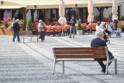 Vreme frumoasă și până la 22 de grade, dar ploi slabe în weekend