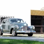 90 de mașini de epocă, în Piața Mare, la Retroparada Toamnei