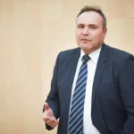 Cât vor plăti consumatorii casnici pentru energie electrică?