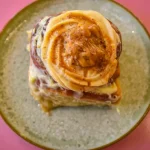 Cinnamon rolls, desertul care a cucerit Sibiul. Cererea e uriașă