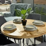 Concurs: câștigă o masă cu patru scaune, un set de măsuță de cafea și un set de vase Lafer