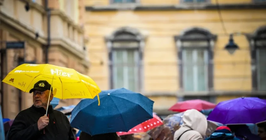 Ploaie la Sibiu până luni, ninsoare la munte