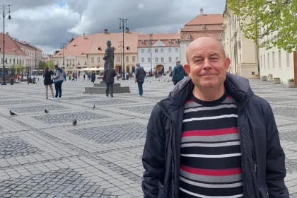 Profesorul Din Petre din Avrig, inclus în volumul lui Florin Țene