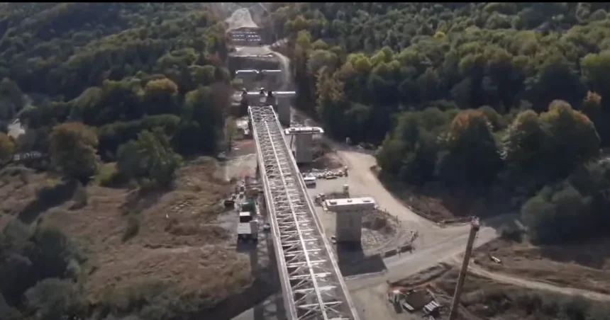Secțiunea Cornetu-Tigveni a Autostrăzii Sibiu-Pitești, aproape 19% finalizată
