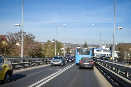 Viaductul de pe Calea Șurii Mari: autorizație pentru lărgirea la trei benzi